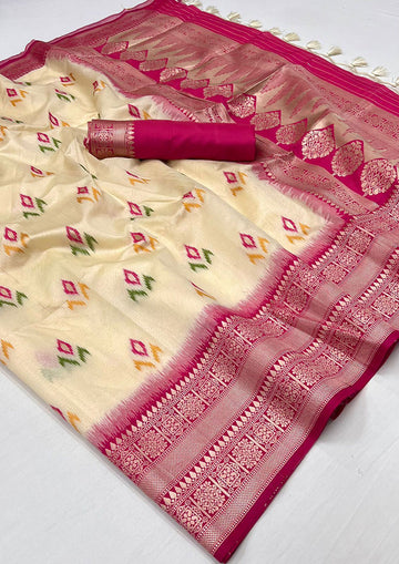 Cream Hand Woven Contrast Pallu Border Silk Saree for Festival