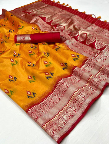 Golden Yellow Hand Woven Contrast Pallu Border Silk Saree for Festival