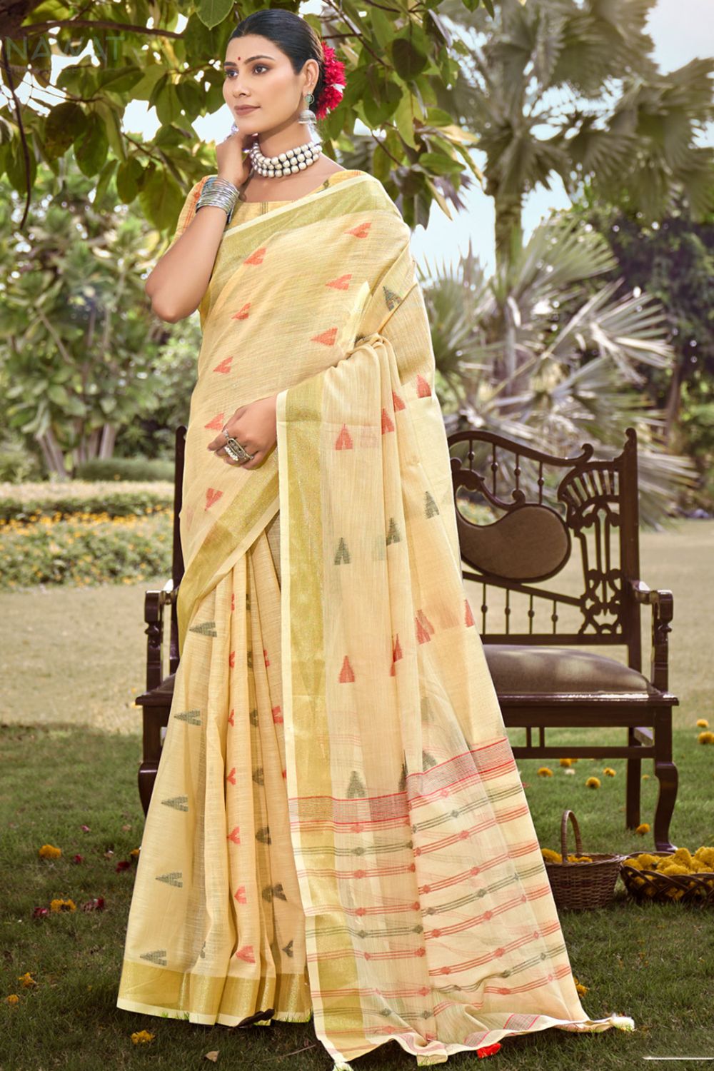 Cream Cotton Woven Saree