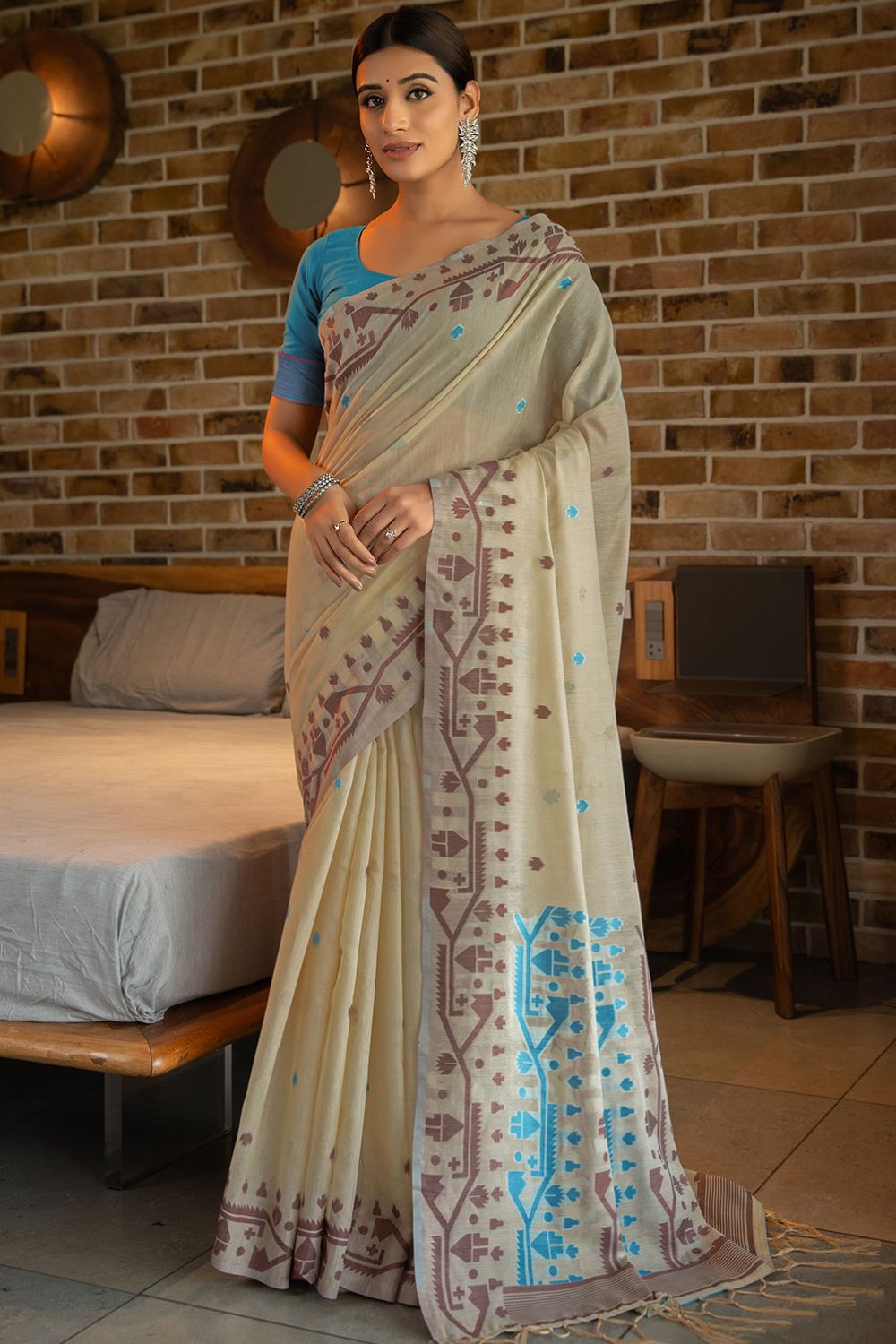 Dusty Cream Woven Soft Cotton Saree for Party