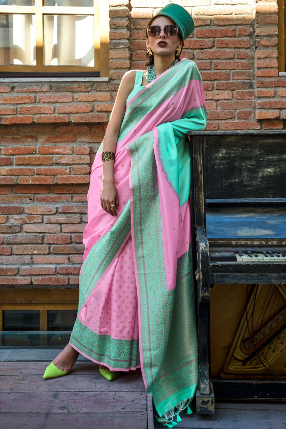 Rose Pink and Turquoise Handloom Weaving Silk Saree for Party