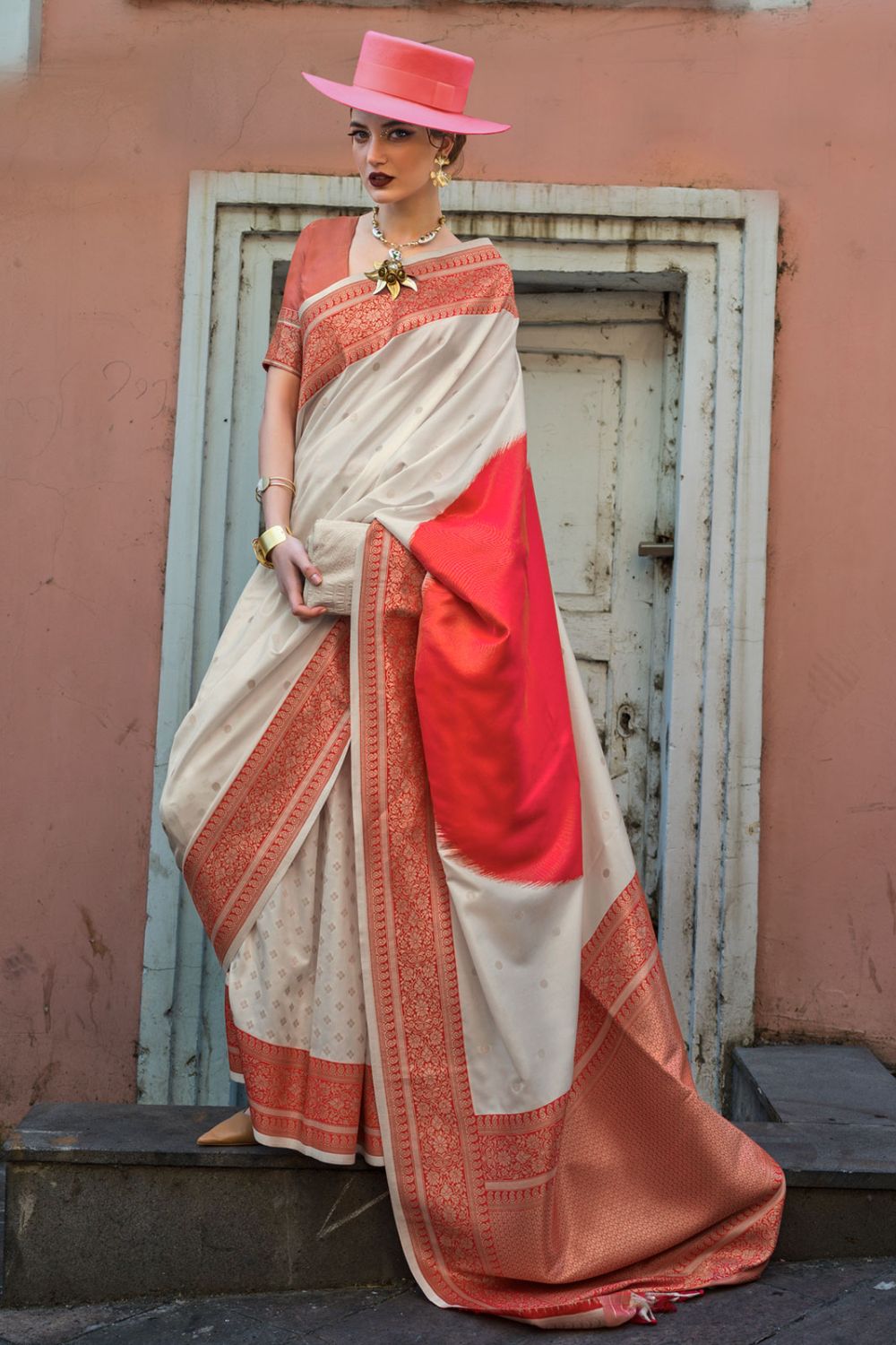 White and Hot Pink Handloom Weaving Silk Saree for Party